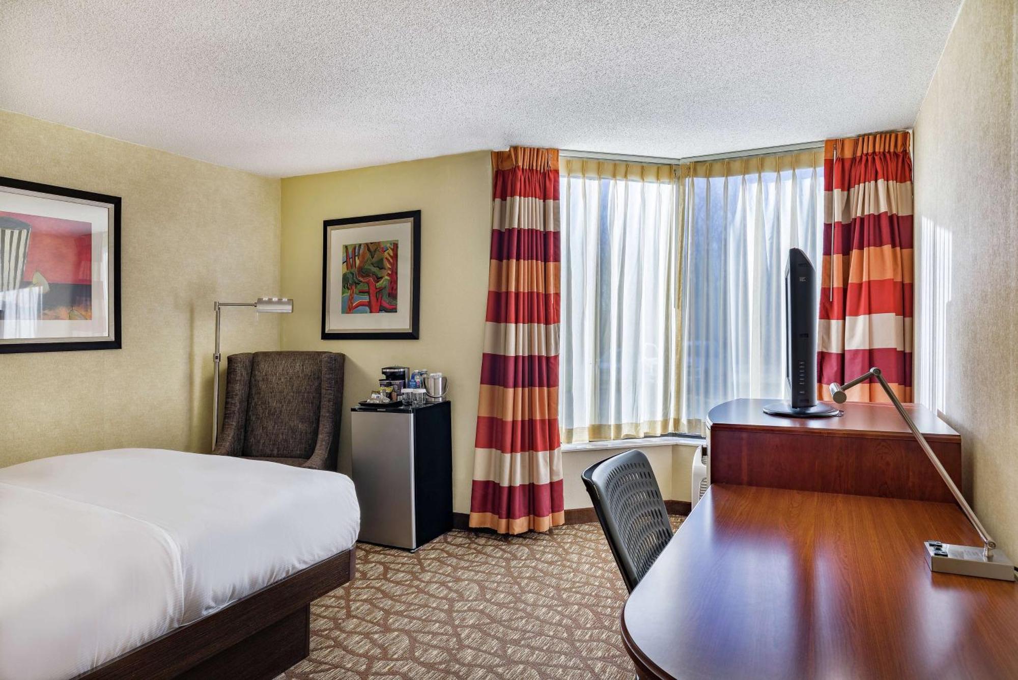 Doubletree By Hilton Johnson City Zewnętrze zdjęcie